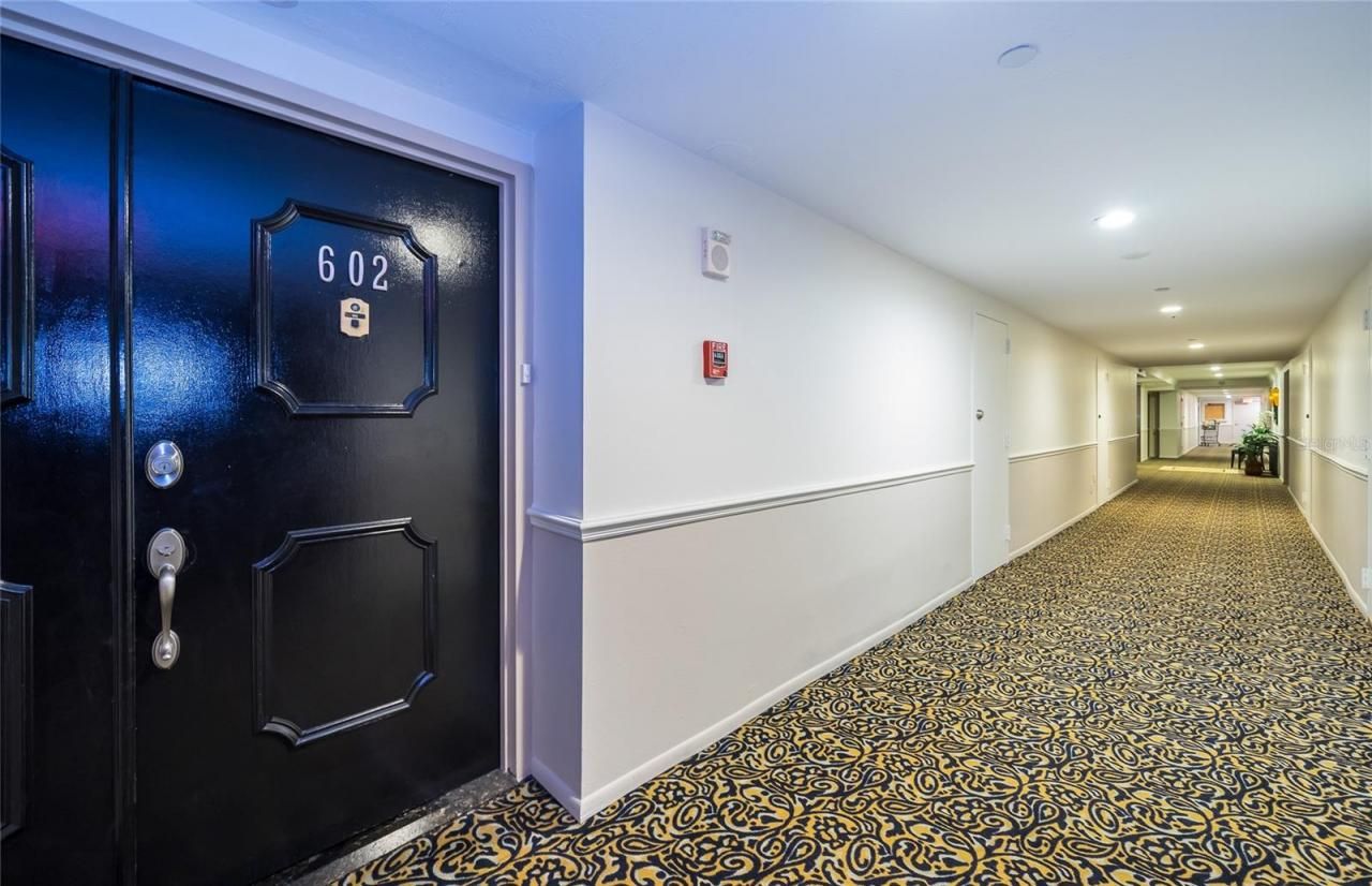 707 S Gulfstream Avenue, Unit 602, Sarasota, FL 34236 Photo