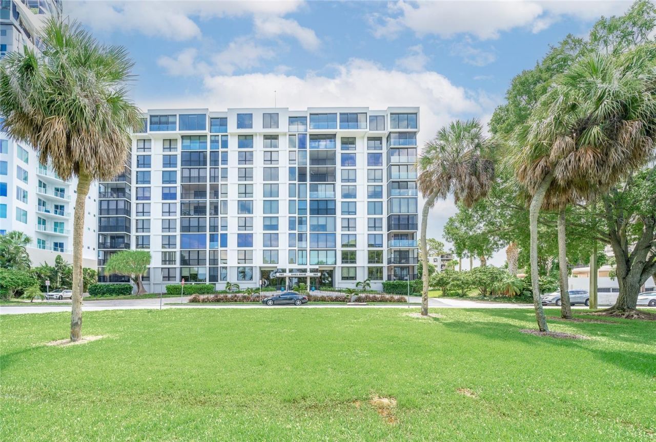 707 S Gulfstream Avenue, Unit 602, Sarasota, FL 34236 Photo
