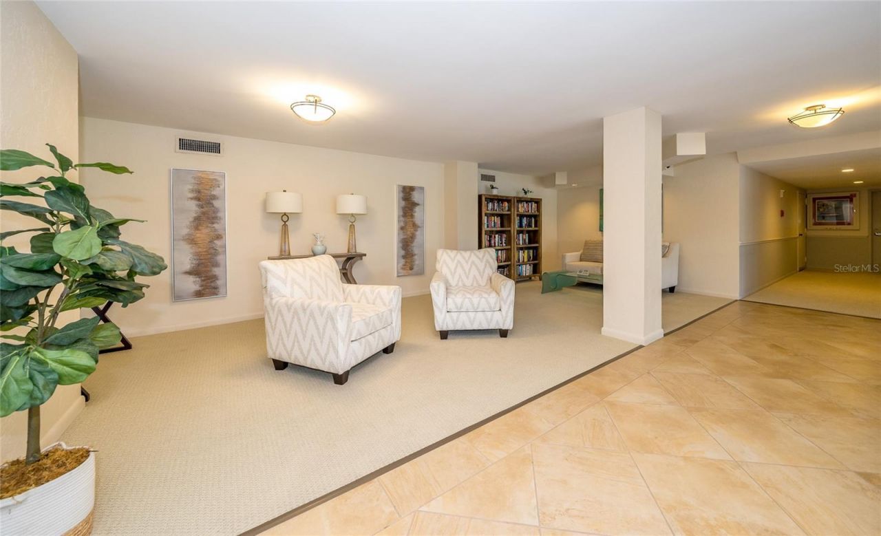 707 S Gulfstream Avenue, Unit 602, Sarasota, FL 34236 Photo