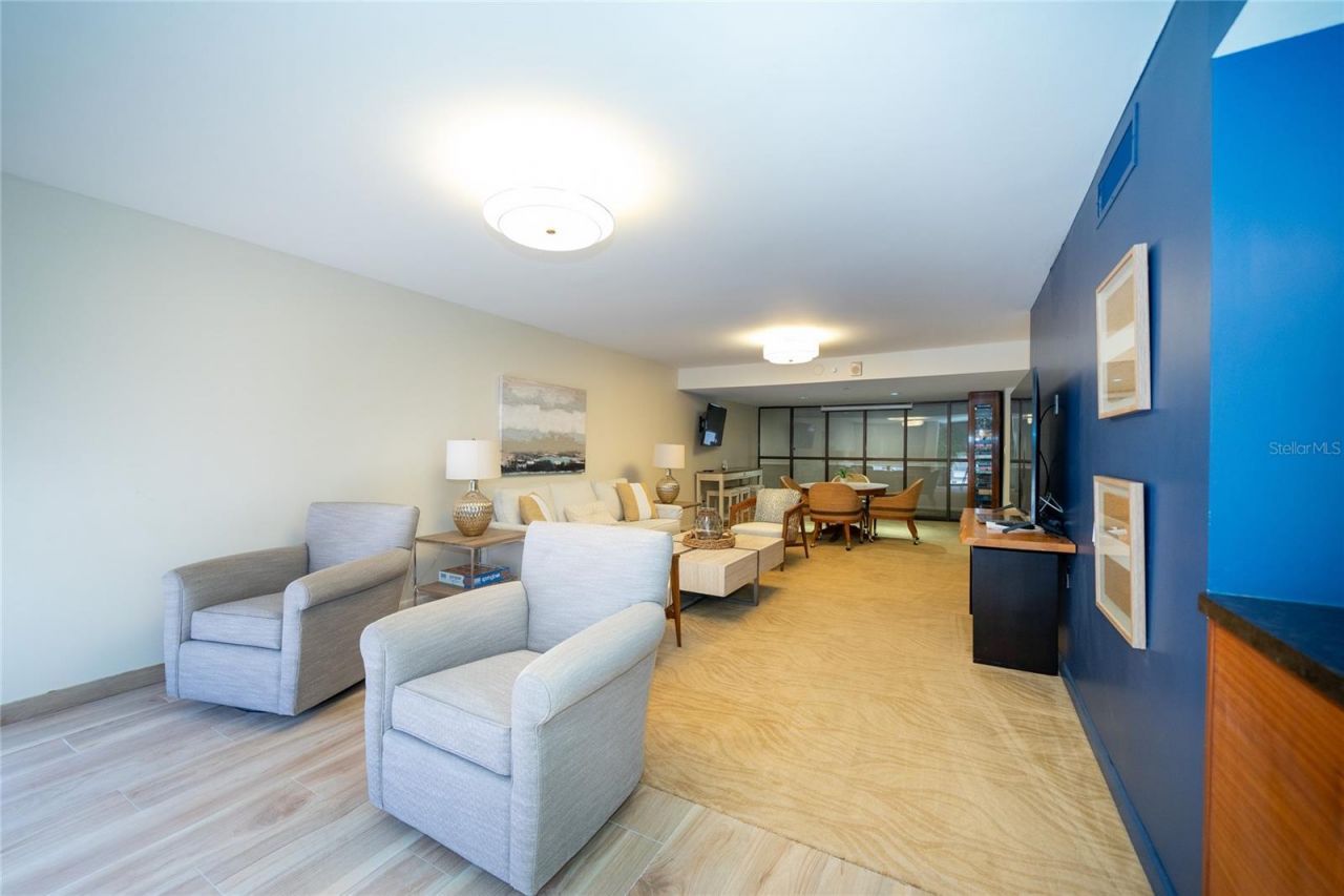 707 S Gulfstream Avenue, Unit 602, Sarasota, FL 34236 Photo