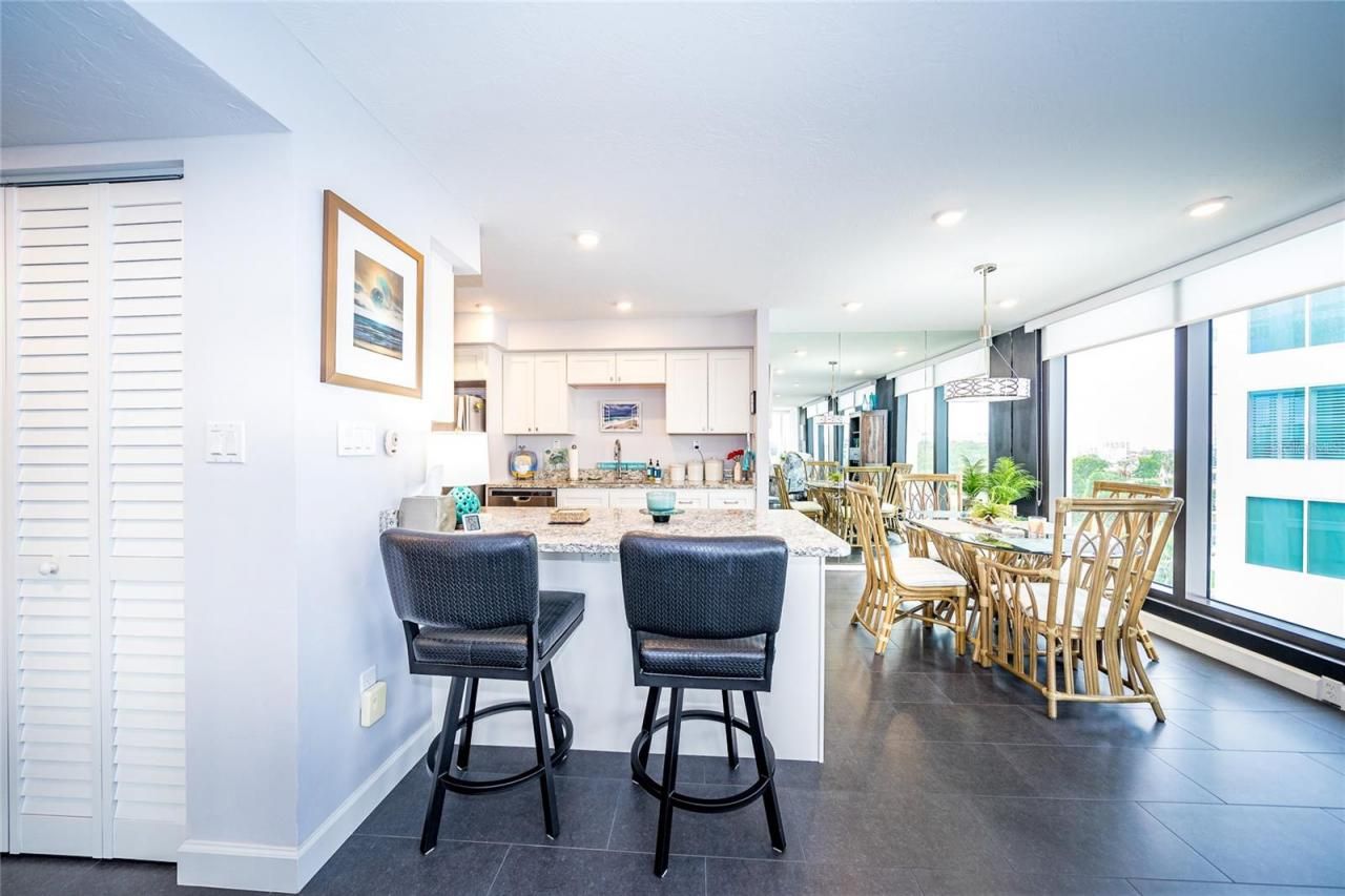 707 S Gulfstream Avenue, Unit 602, Sarasota, FL 34236 Photo