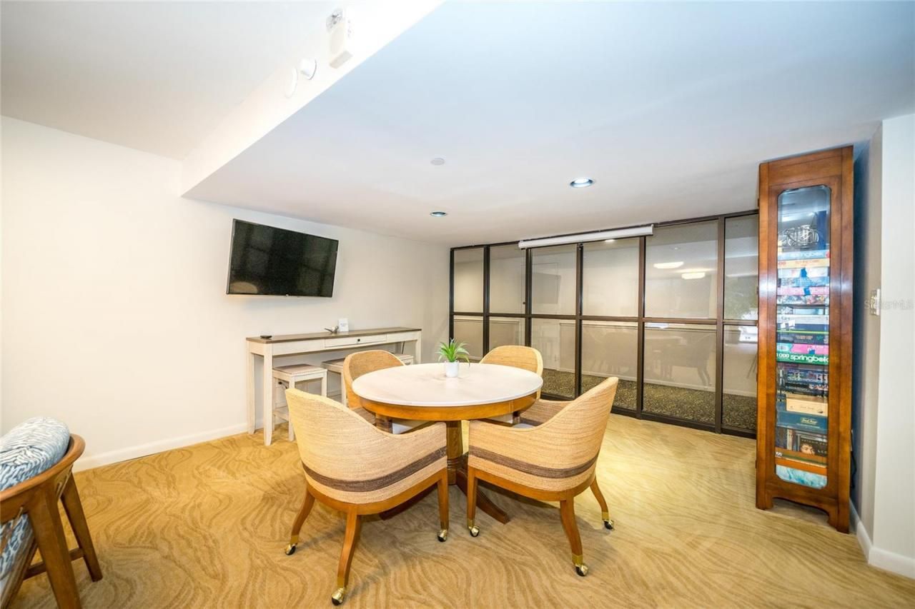 707 S Gulfstream Avenue, Unit 602, Sarasota, FL 34236 Photo