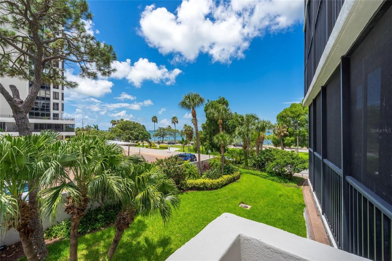 707 S Gulfstream Avenue, Unit 602, Sarasota, FL 34236 Photo
