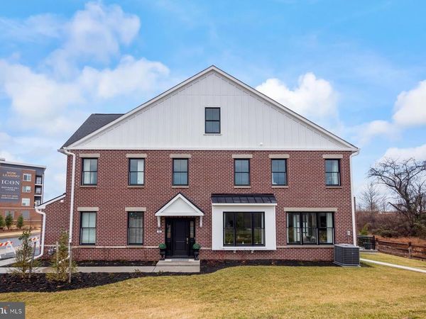 60 RIVERWALK, PLAINSBORO, NJ 08536