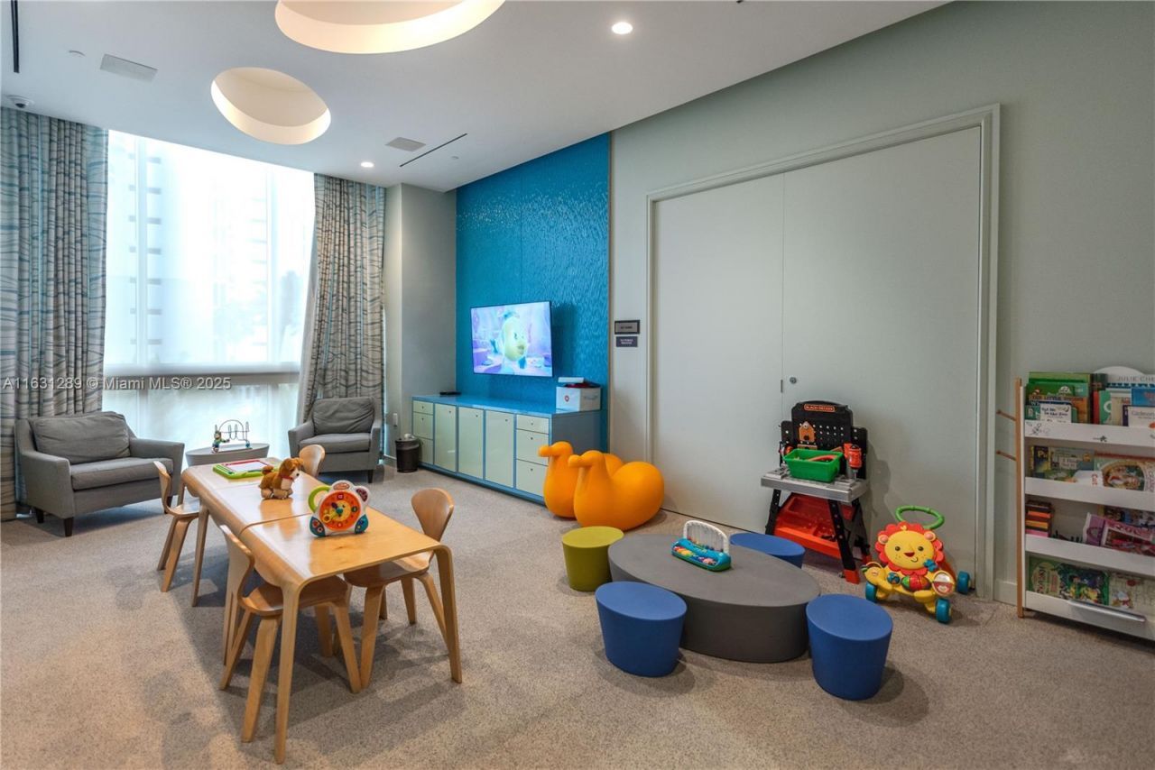 17749 Collins Ave, Unit 1802, Sunny Isles Beach, FL 33160 Photo