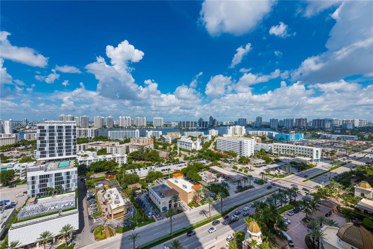17749 Collins Ave, Unit 1802, Sunny Isles Beach, FL 33160 Photo