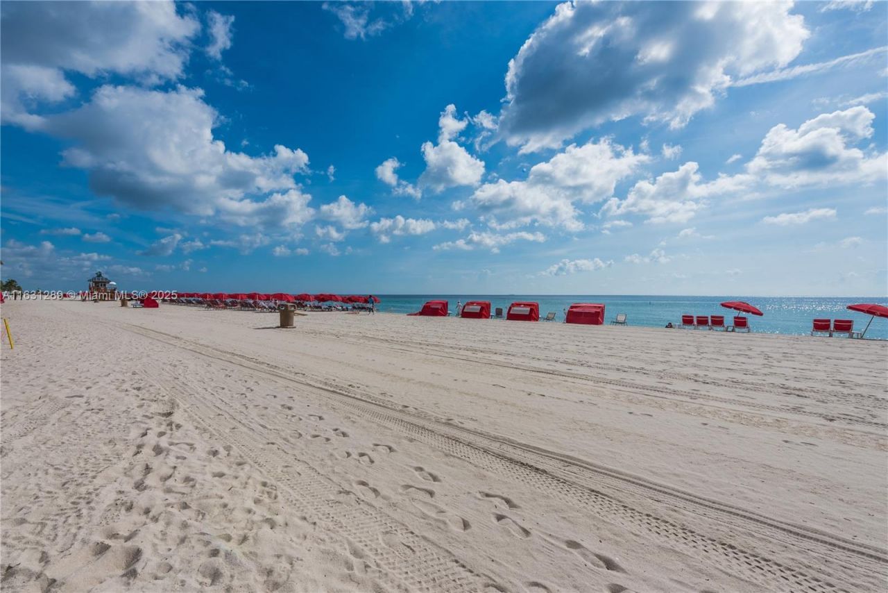 17749 Collins Ave, Unit 1802, Sunny Isles Beach, FL 33160 Photo