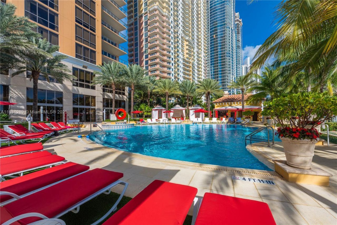 17749 Collins Ave, Unit 1802, Sunny Isles Beach, FL 33160 Photo