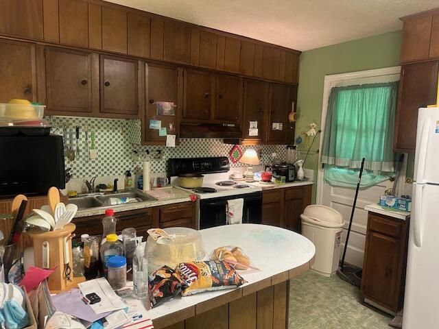 8 Taylor Street Photo 18