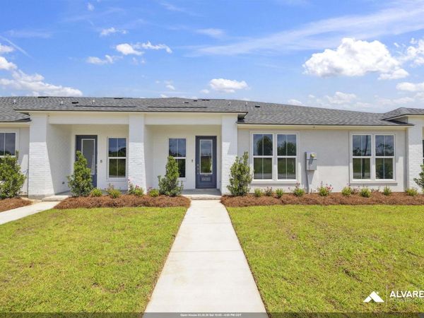 5633 Emmie Dr, Unit #C2, Zachary, LA 70791