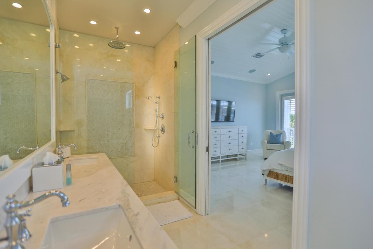 128 Leoni Drive, Islamorada, FL 33036 Photo