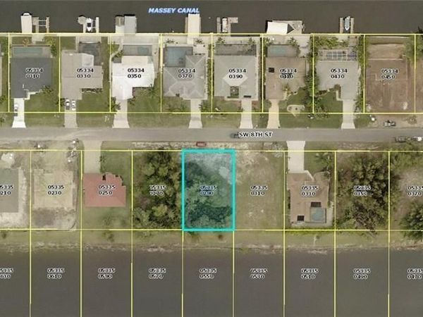 3318 SW 8th ST, CAPE CORAL, FL 33991