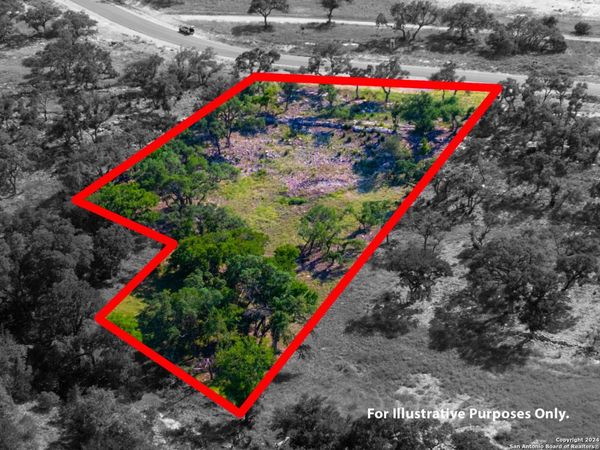 1918 Paradise Parkway, Canyon Lake, TX 78133