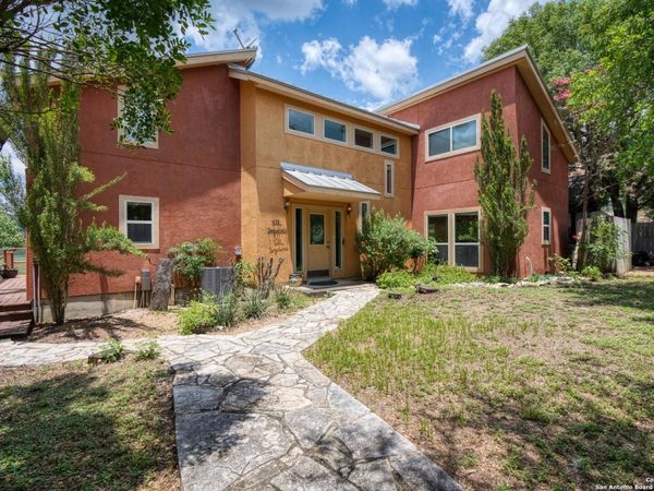 696 FAURIE ROAD, Lakehills, TX 78063