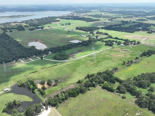 7202 Johnson Road, Granbury, TX 76049