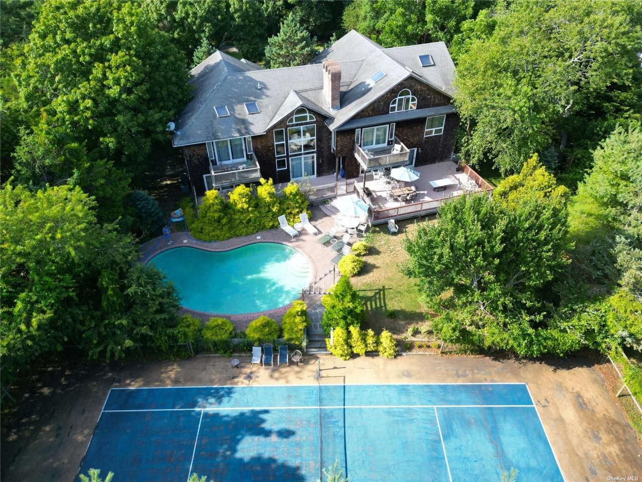 28 Club Lane, Remsenburg, NY 11960 Main Photo