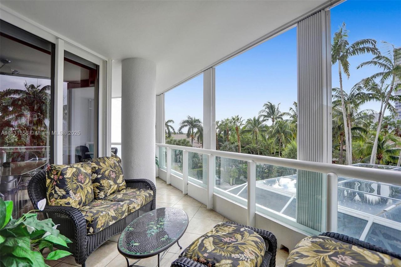 21050 Point Pl, Unit 403, Aventura, FL 33180 Photo