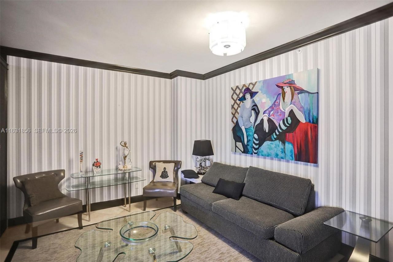 21050 Point Pl, Unit 403, Aventura, FL 33180 Photo