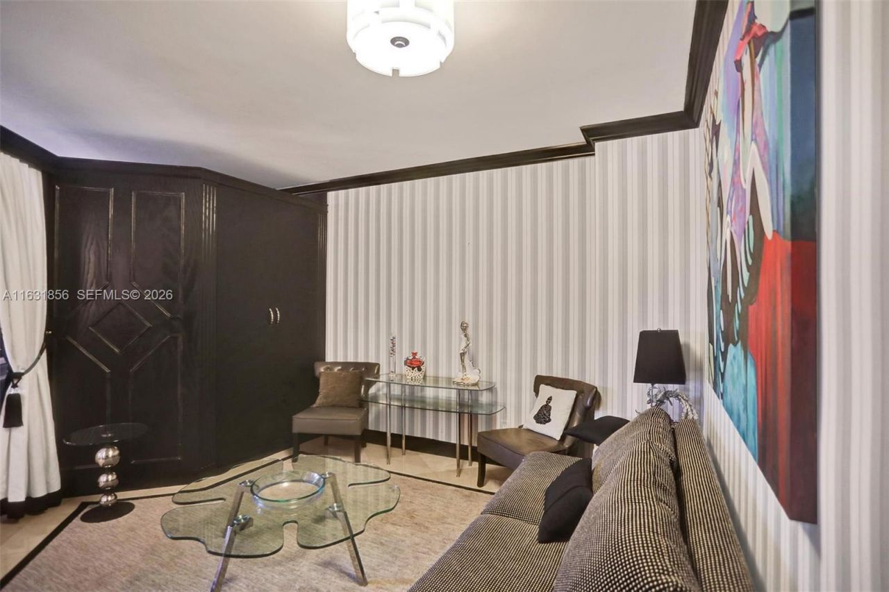 21050 Point Pl, Unit 403, Aventura, FL 33180 Photo