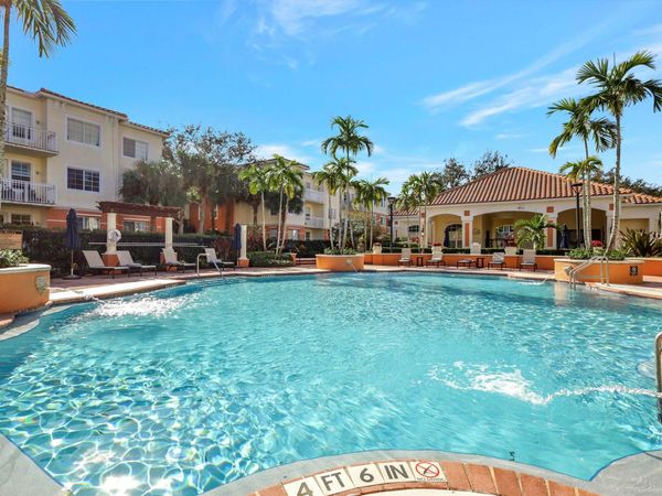 9873 Baywinds Drive, Unit 5302, West Palm Beach, FL 33411