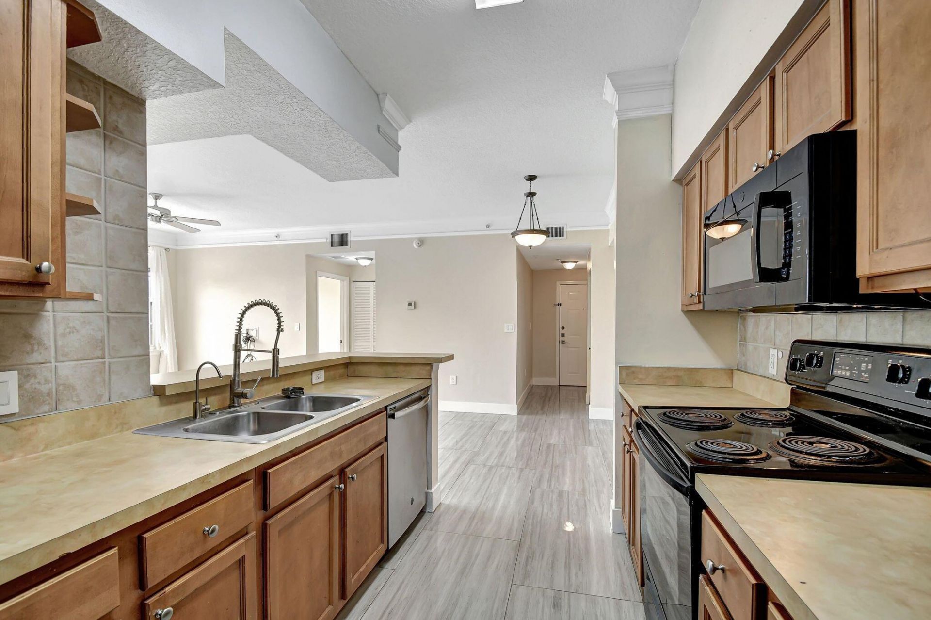 9873 Baywinds Drive, Unit 5302, West Palm Beach, FL 33411 Photo