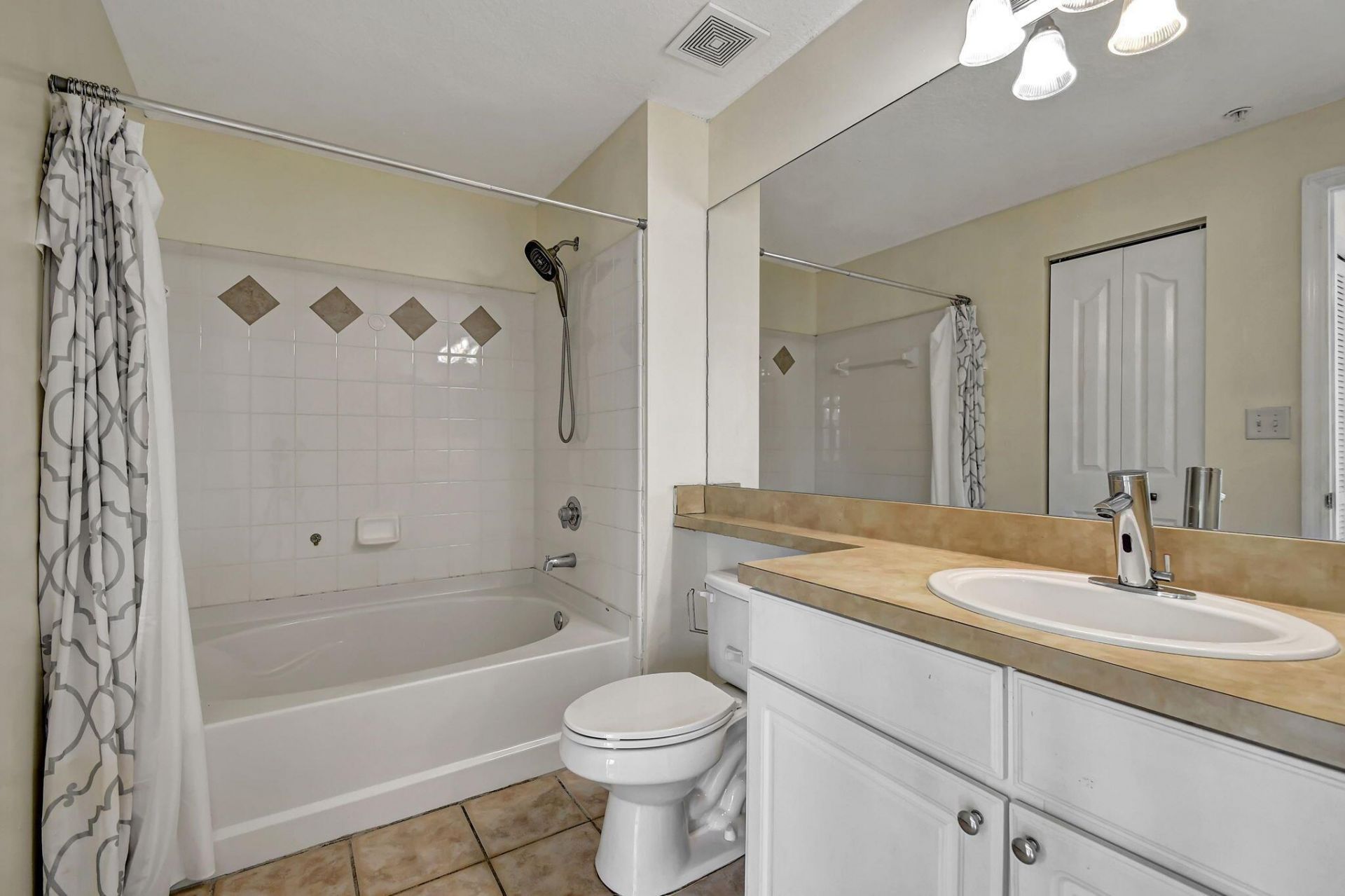 9873 Baywinds Drive, Unit 5302, West Palm Beach, FL 33411 Photo