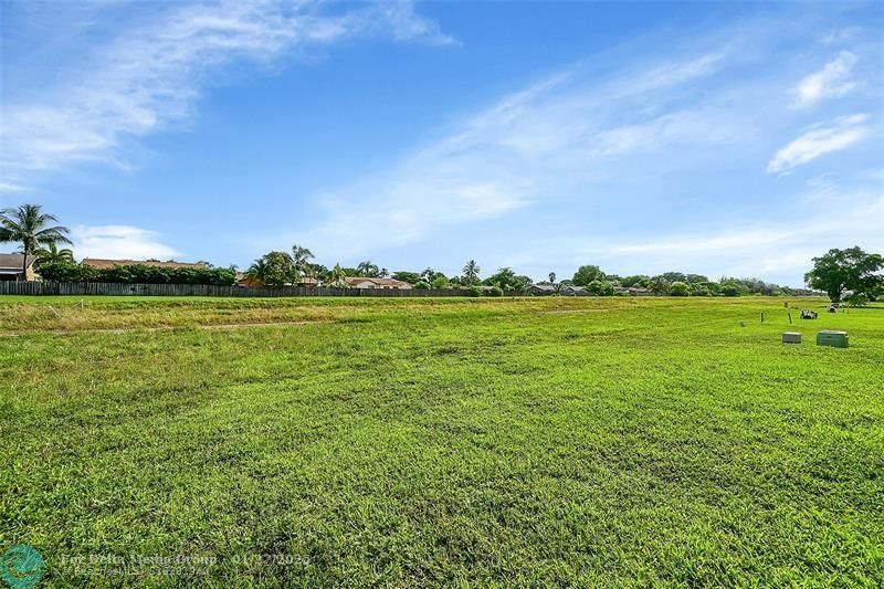 9121 Sunrise Lakes Boulevard, Unit 113, Sunrise, FL 33322 Photo