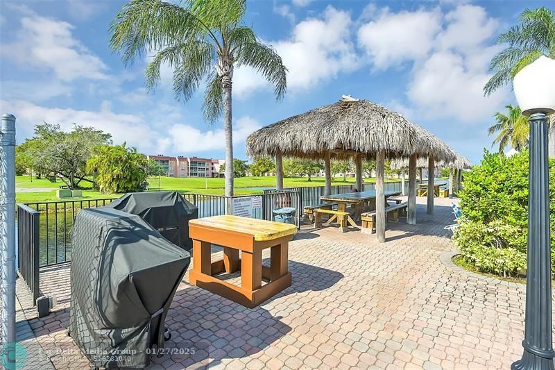 9121 Sunrise Lakes Boulevard, Unit 113, Sunrise, FL 33322 Photo