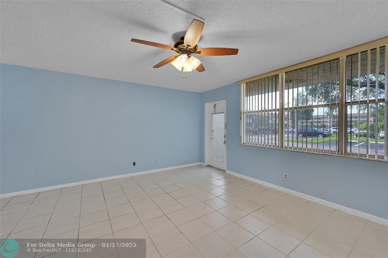 9121 Sunrise Lakes Boulevard, Unit 113, Sunrise, FL 33322 Photo