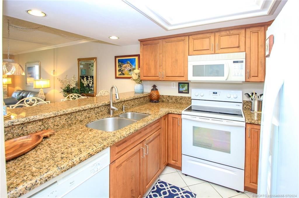 350 NE Edgewater Drive, Unit 202, Stuart, FL 34996 Photo