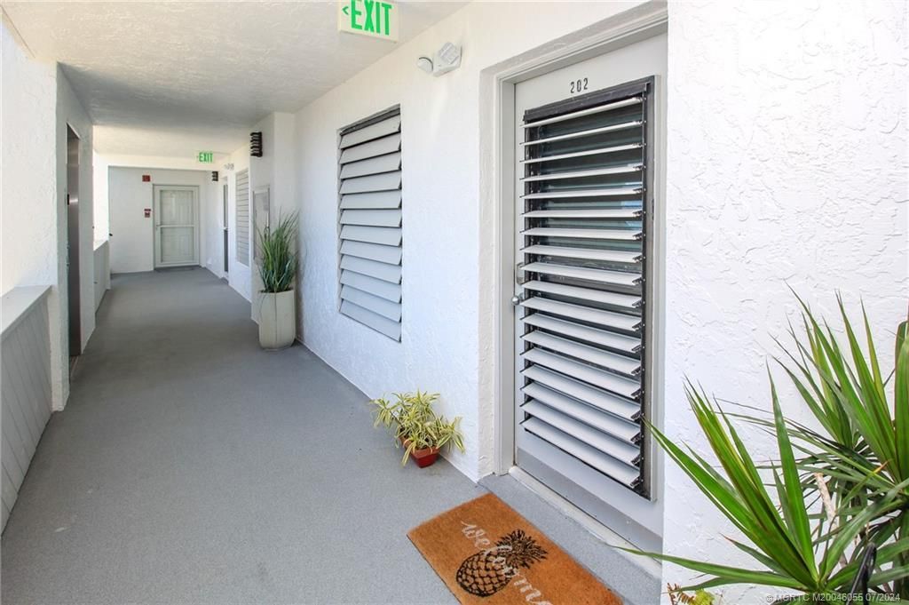 350 NE Edgewater Drive, Unit 202, Stuart, FL 34996 Photo