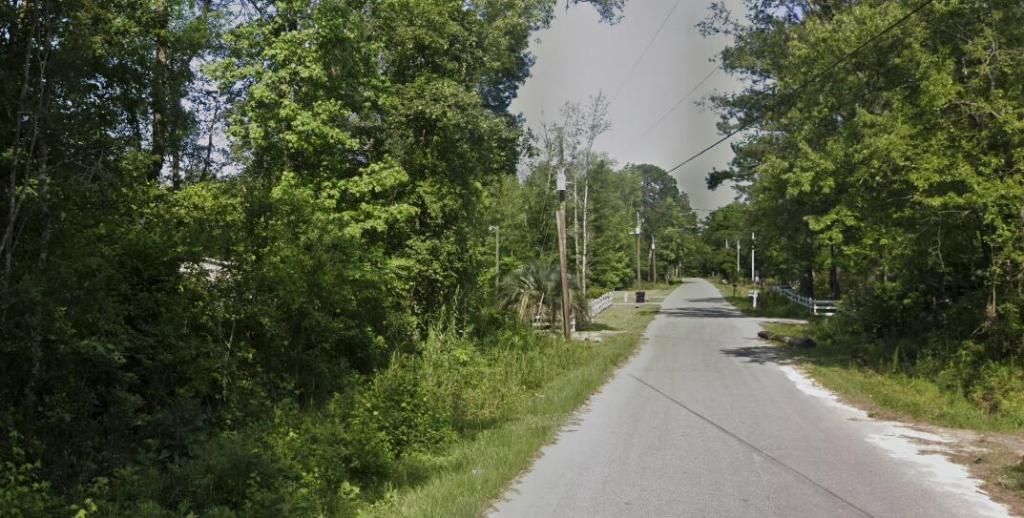 01 Bee Drive Photo 8