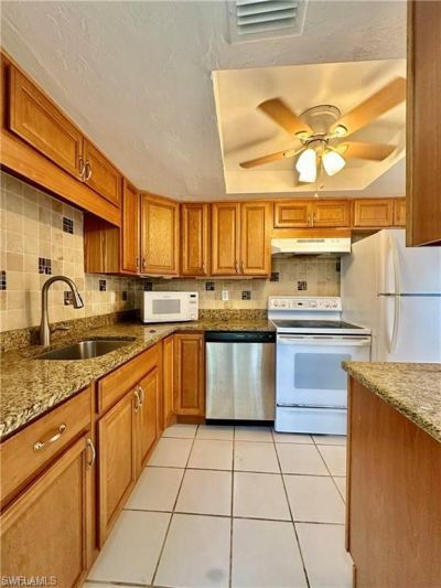 3704 Broadway, Unit 318, Fort Myers, FL 33901 Photo