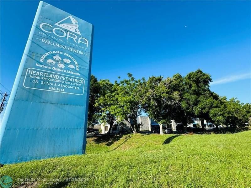 346 E Royal Palm Street, Lake Placid, FL 33852 Photo