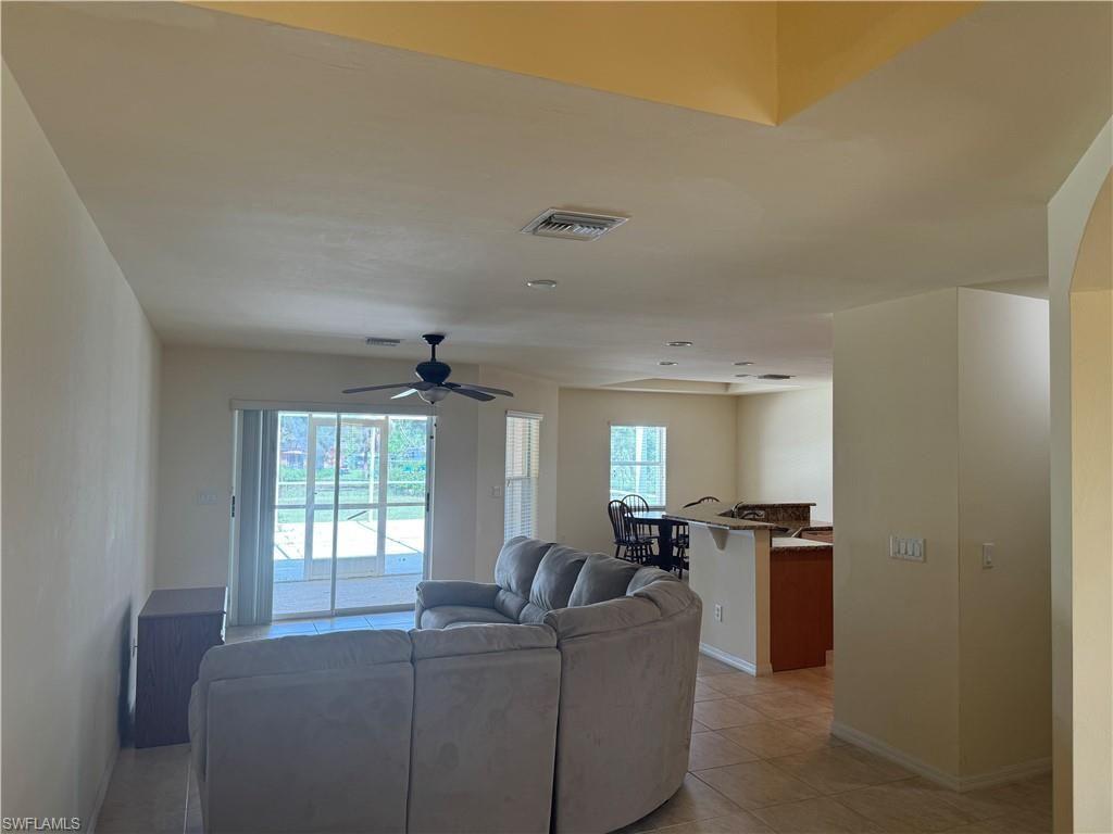 814 Jefferson Ave, Lehigh Acres, FL 33936 Photo