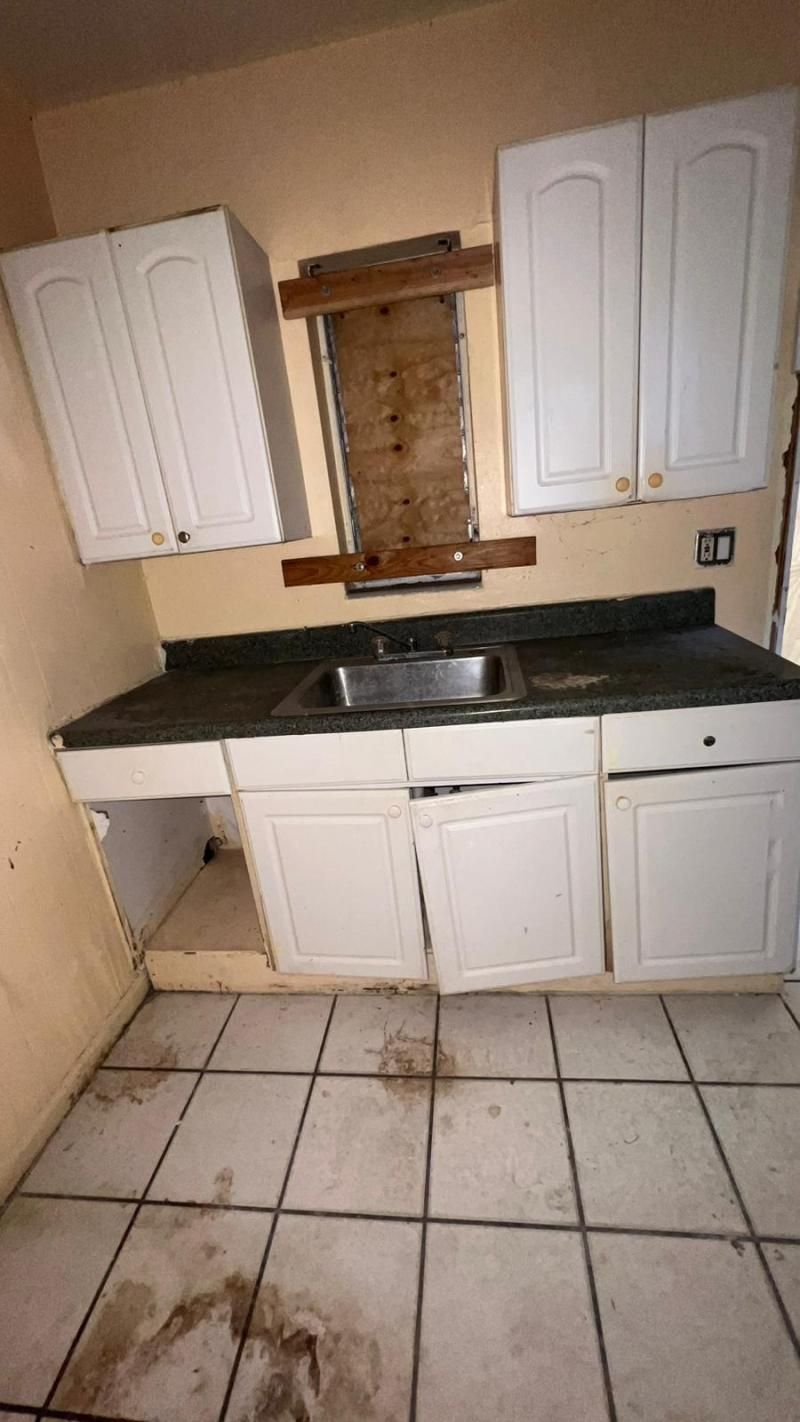 4719 Pinewood Avenue, West Palm Beach, FL 33407 Photo