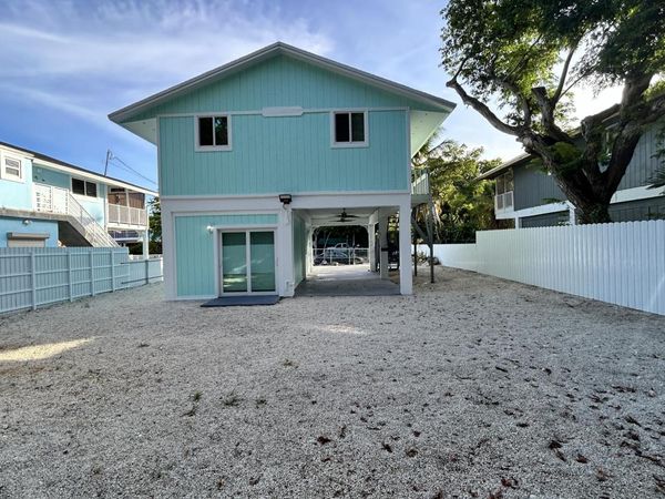 421 Mahogany Avenue, KEY LARGO, FL 33037