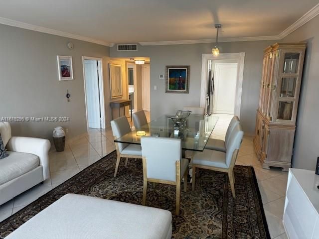 5401 Collins Ave, Unit 1123, Miami Beach, FL 33140 Photo
