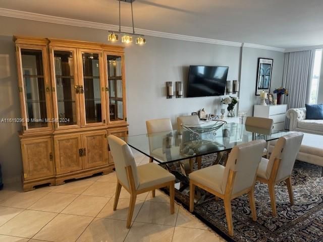 5401 Collins Ave, Unit 1123, Miami Beach, FL 33140 Photo
