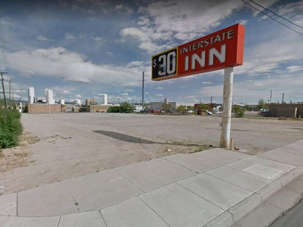 1916 4th Street Street NW, Albuquerque, NM 87102