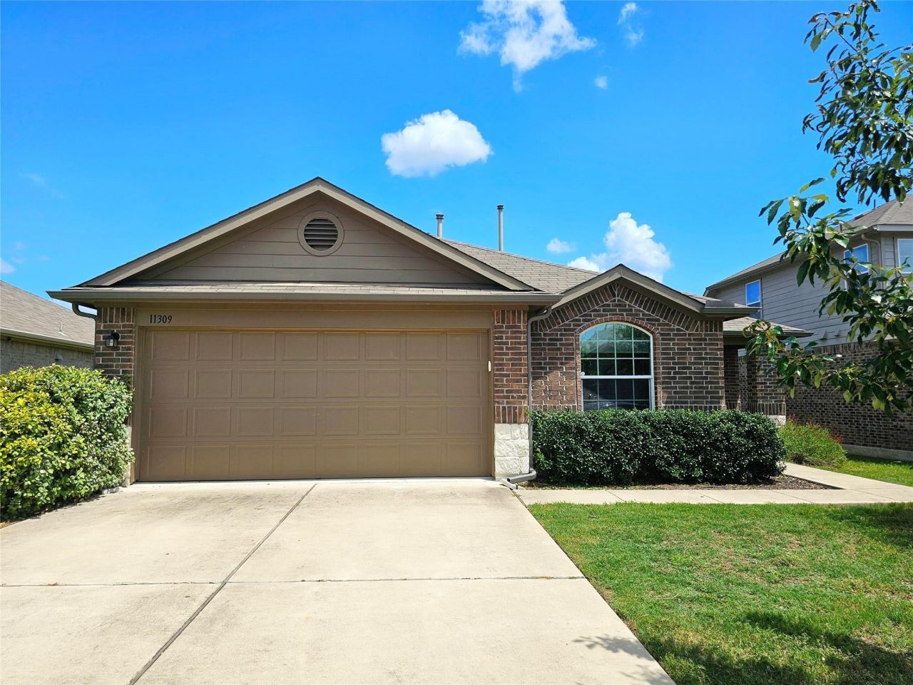 11309 Bachman Dr, Austin, TX 78754 Main Photo