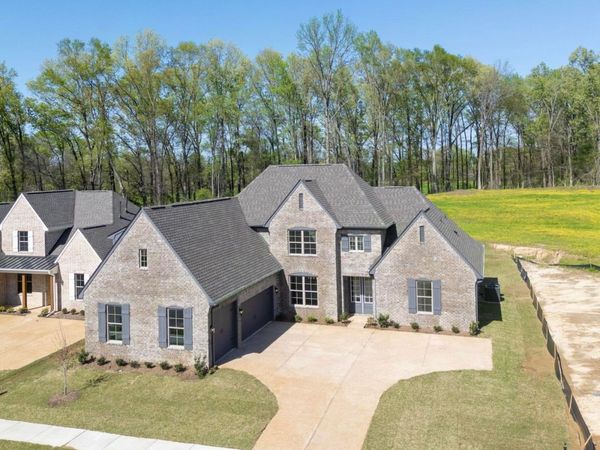 10188 KAITLYNN ROSE DR S, Lakeland, TN 38002