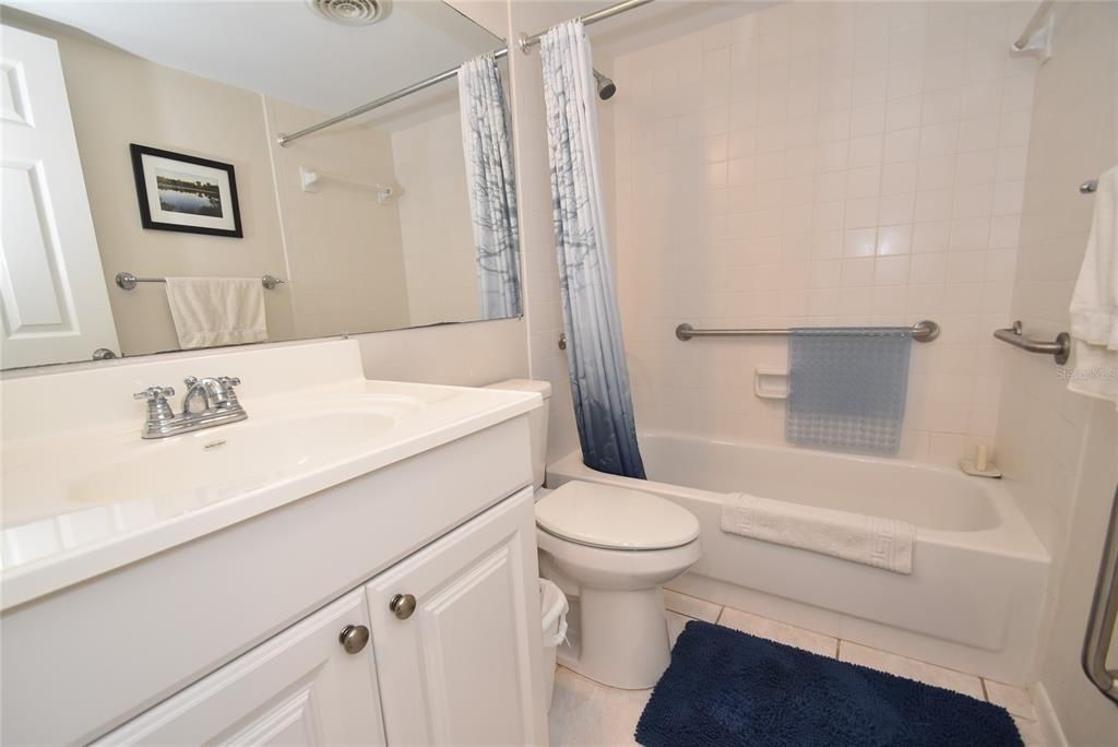 1608 Bayhouse Point Drive, Unit GL304, Sarasota, FL 34231 Photo