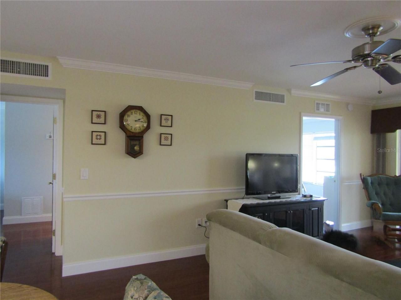 7351 W Country Club Drive N, Unit 202, Sarasota, FL 34243 Photo
