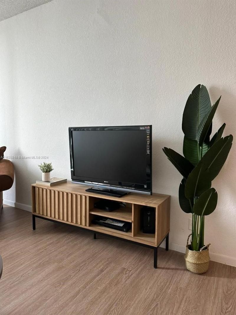 19380 Collins Ave, Unit PH-7, Sunny Isles Beach, FL 33160 Photo