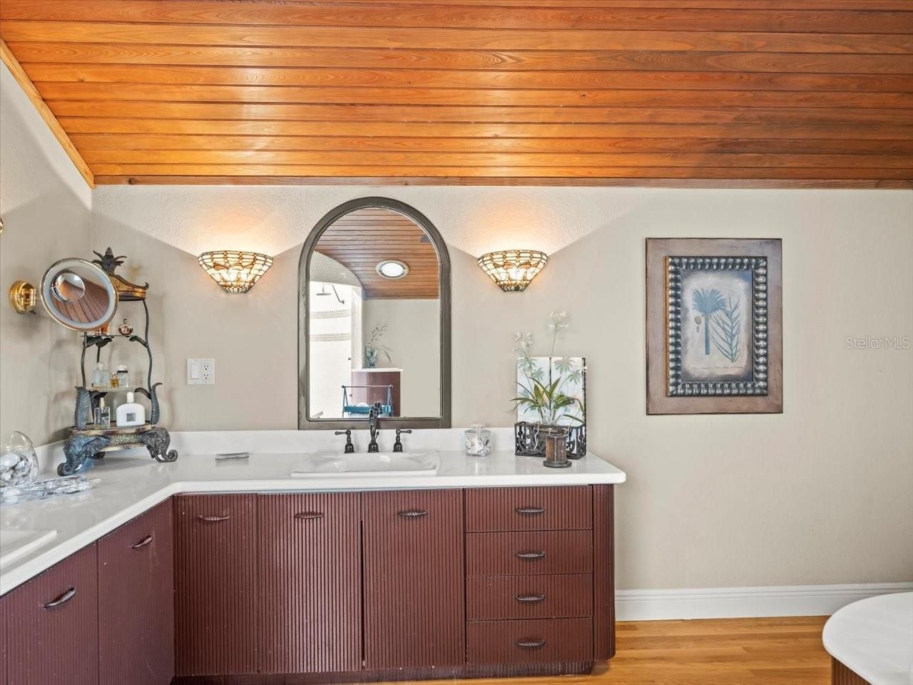 20052 Gulf Boulevard, Indian Shores, FL 33785 Photo