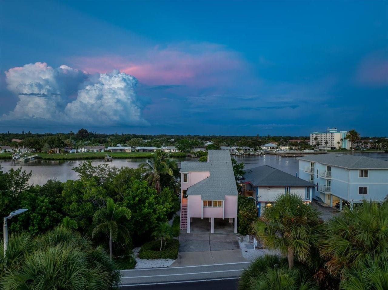 20051 Gulf Boulevard, Indian Shores, FL 33785 Photo