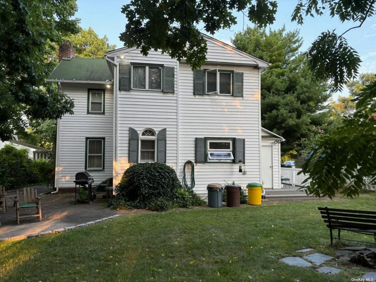 998 E Broadway, Woodmere, NY 11598 Main Photo