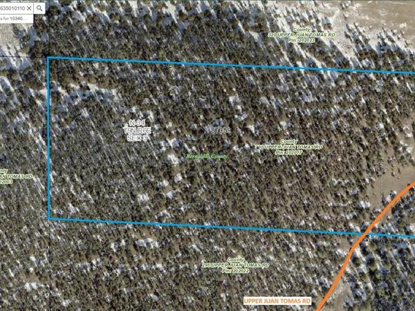 300 Upper Juan Tomas Road, Tijeras, NM 87059