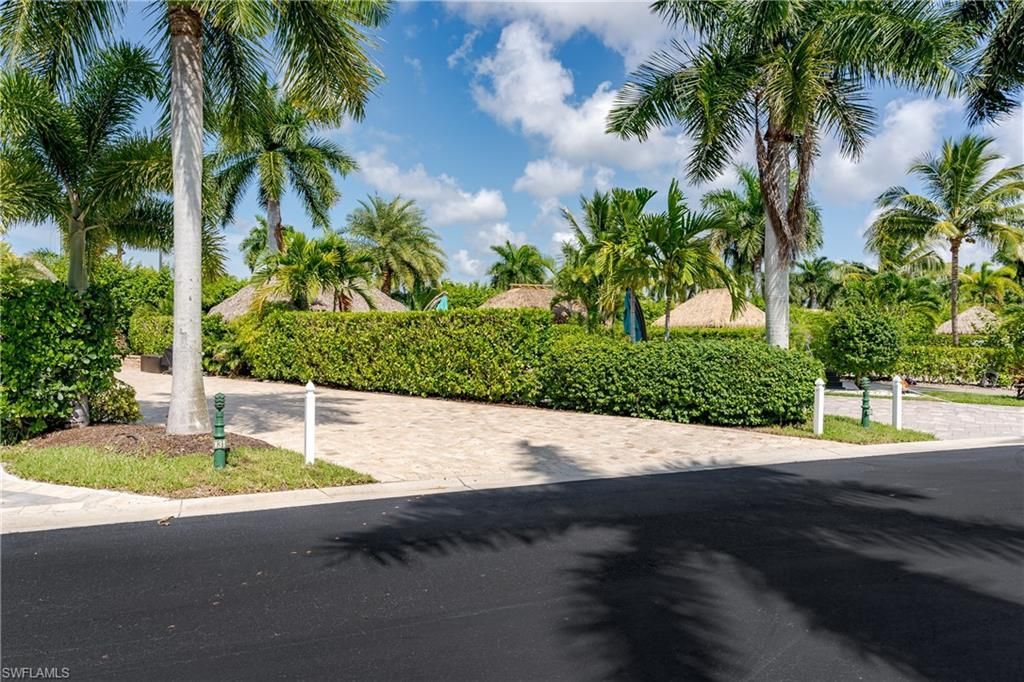 13565 Snapper Ln, Naples, FL 34114 Photo